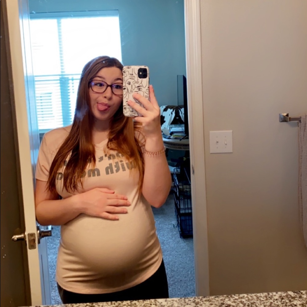 Meet your Posher, Olivia